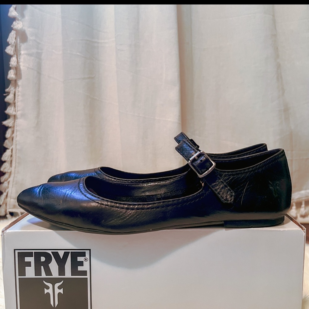 Frye Regina Mary Jane Black Ballet Flat Size 7.5M